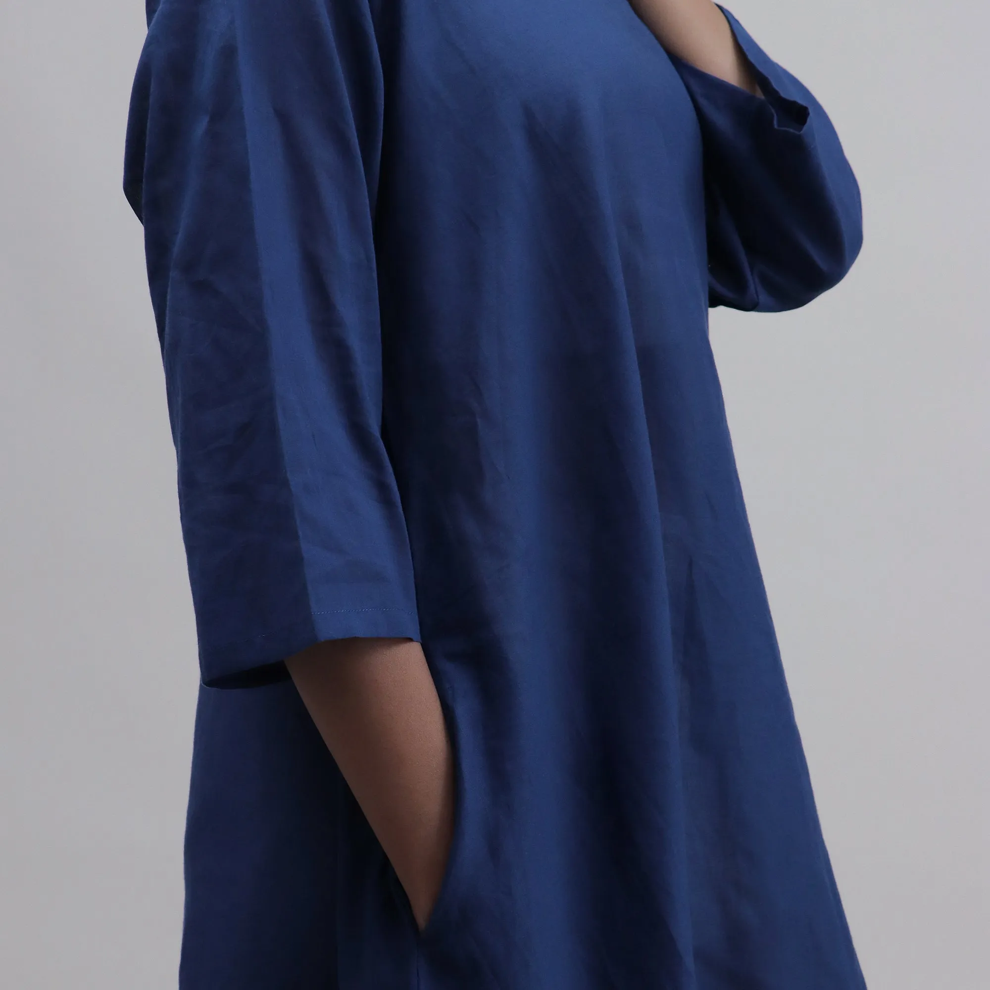 Blue Solid Round Neck Women Cotton Kaftan