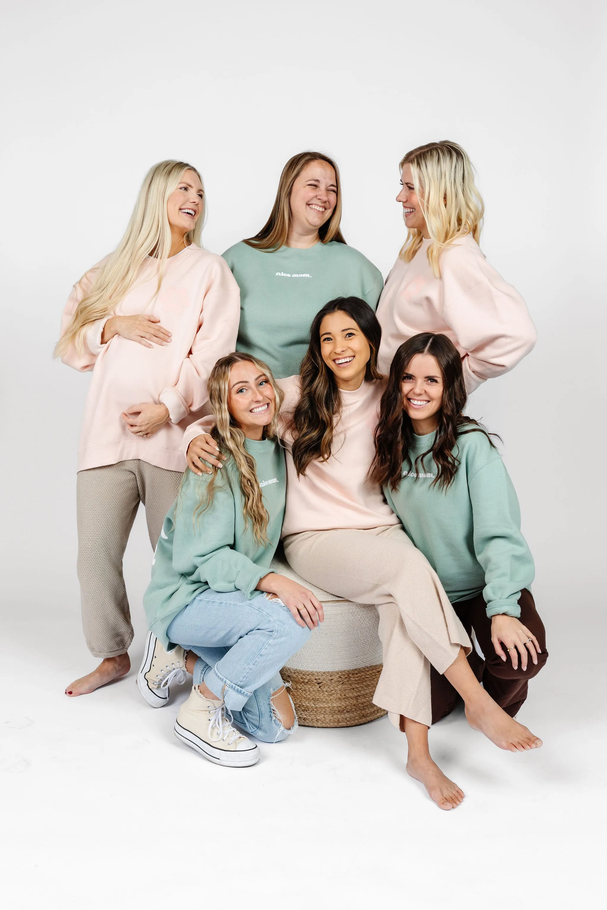 Nice Mom Crew | Pale Pink